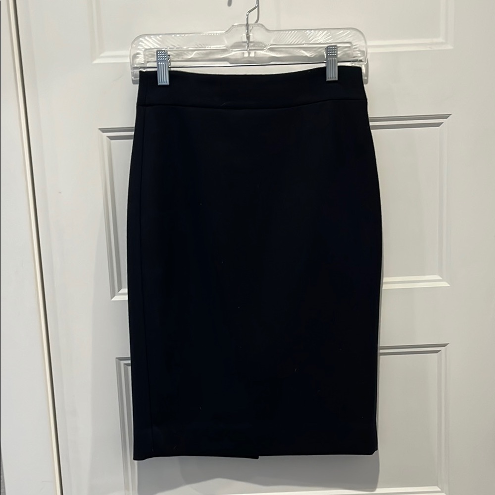 Elegant 100% Wool Black Pencil Skirt